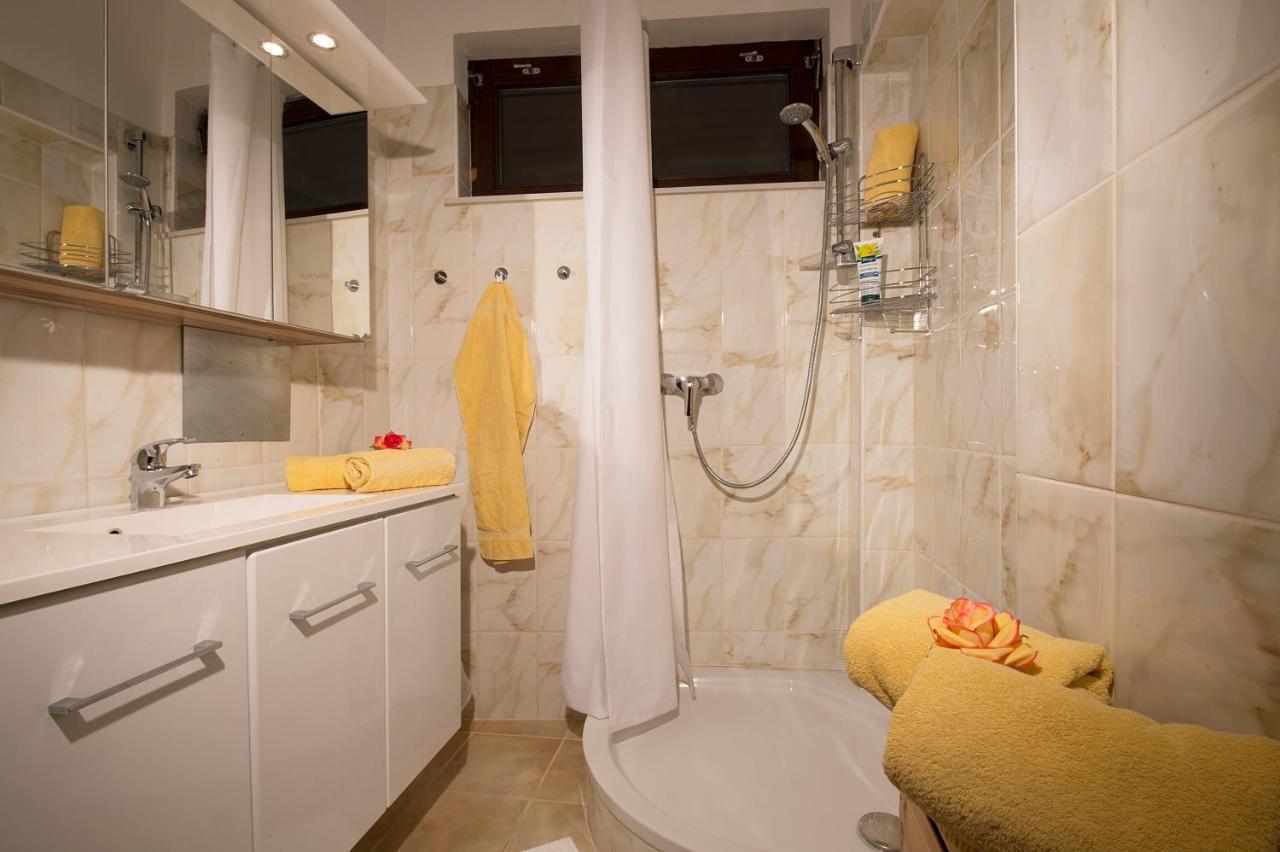 Hirschenhof Apartments Шпитал ам Земеринг Екстериор снимка